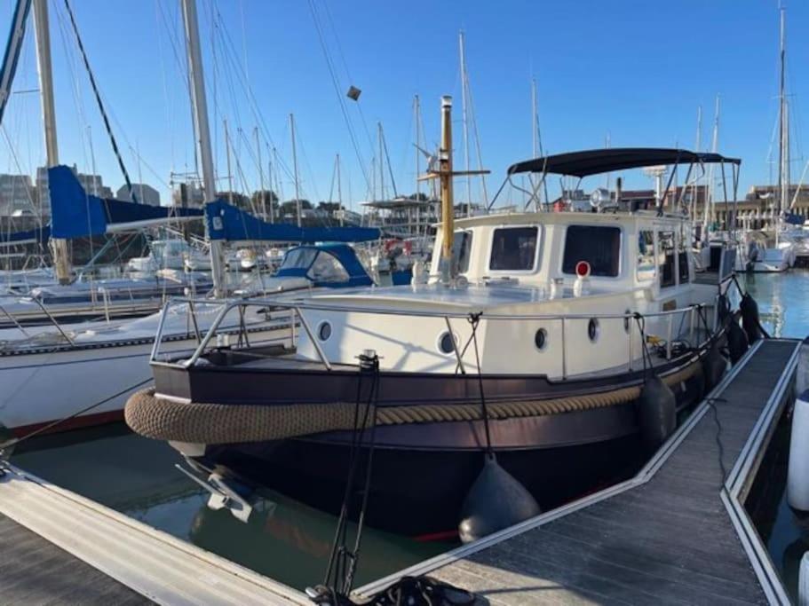 Sejour Insolite- Bateau Hotel- La Rochelle Ла-Рошель Экстерьер фото